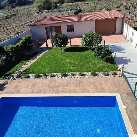 Casa Acogedora Mar De Albarino Con Piscina Vakantiehuis Cambados