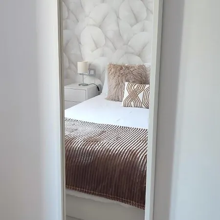 Casa Acogedora Mar De Albarino Con Piscina Cambados